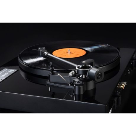 DUAL CS 618Q Direct Drive Turntable Built-in Preamplifier Matte Black